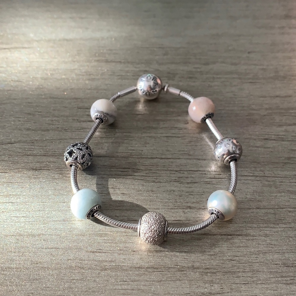 Pandora Essence Set With 7 Charms (Retired) - image 1